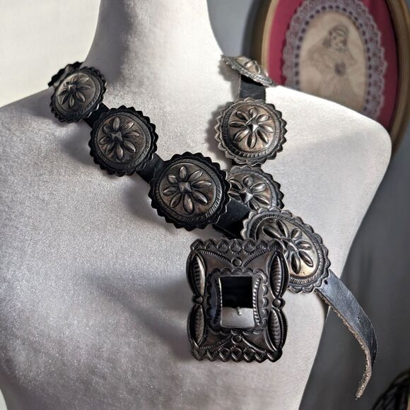 Antique Coin Ingot Silver Concho Belt Second Phase Navajo Handmade Leather - Picture 5 of 10